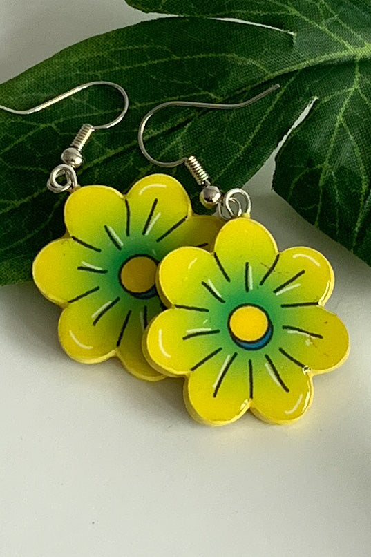 Blossom shaped paper earrings