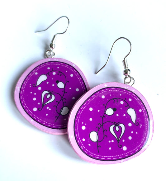 Squished circle shaped paper earrings